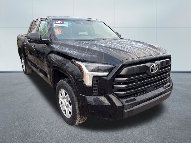 Used 2023 Toyota Tundra SR AWD/4WD image 5