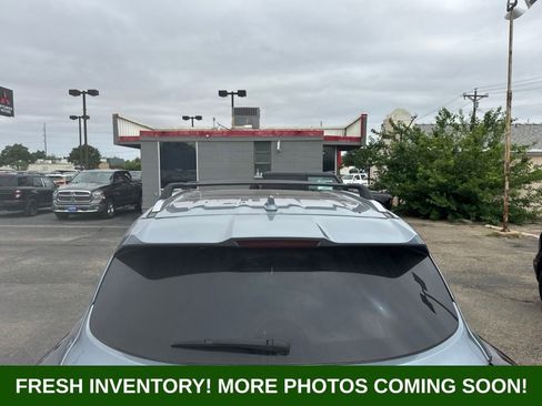 Used 2023 Toyota Highlander Platinum FWD image 7