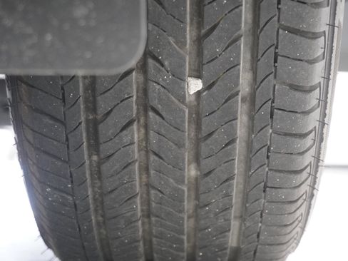 Used 2023 Chevrolet Malibu LS FWD image 25