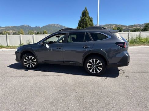 Used 2023 Subaru Outback Limited XT AWD/4WD image 9