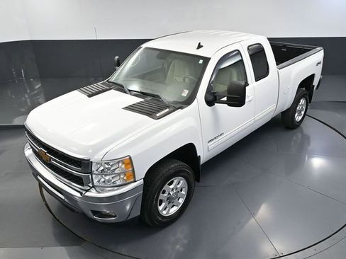 Used 2013 Chevrolet Silverado 2500 LTZ w/ LTZ Plus Package image 58