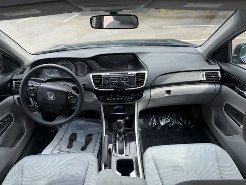 Used 2016 Honda Accord LX image 20