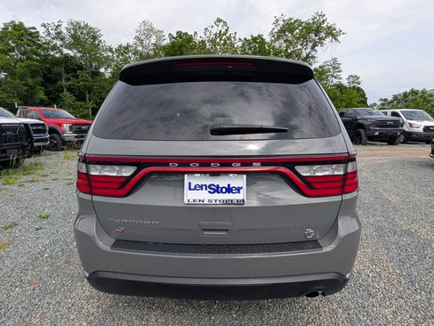 Used 2023 Dodge Durango SXT w/ Quick Order Package 2BK AWD/4WD image 4