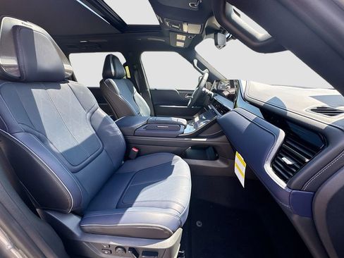 New 2026 INFINITI QX80 4WD w/ Sport Exterior Package image 31