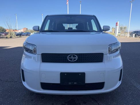 Used 2010 Scion xB image 8