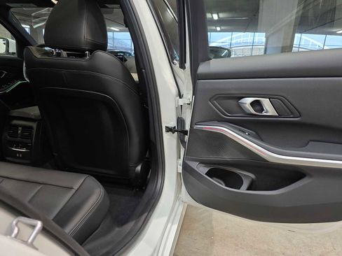 Used 2025 BMW 330i xDrive 330i xDrive w/ Premium Package image 28