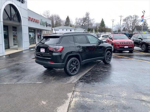New 2025 Jeep Compass Latitude w/ Convenience Group image 8