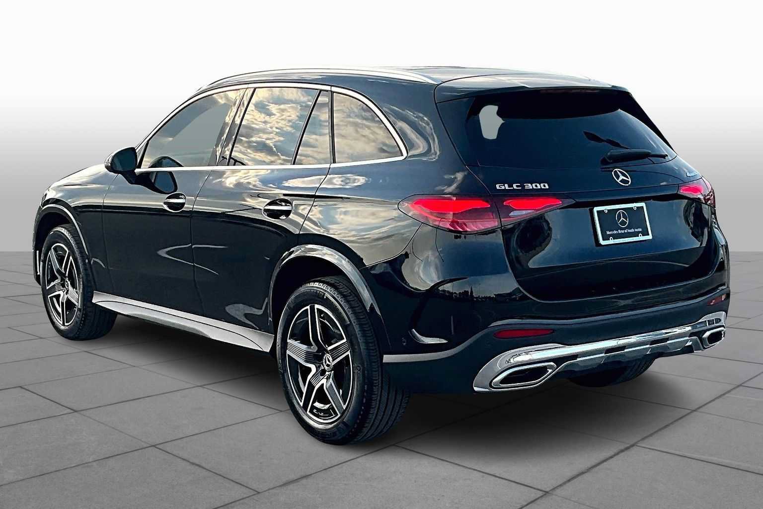 Certified 2026 Mercedes-Benz GLC 300 image 12