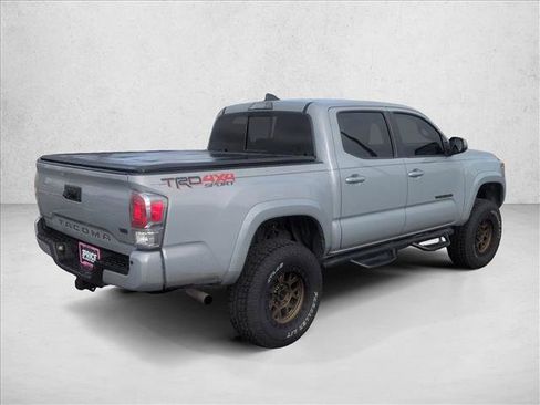 Used 2021 Toyota Tacoma TRD Sport w/ Technology Package image 5