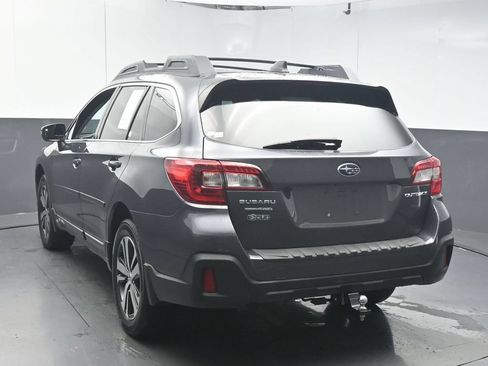 Used 2018 Subaru Outback 2.5i Limited AWD/4WD image 6