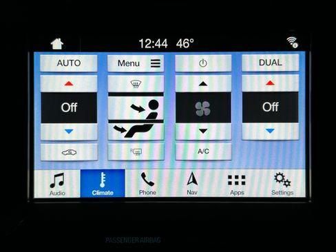 Used 2019 Ford F150 Lariat image 5