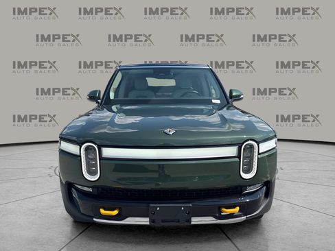 Used 2023 Rivian R1S Adventure AWD/4WD image 8