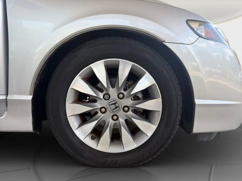 Used 2010 Honda Civic LX image 23