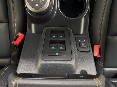 Used 2024 Ford Bronco Badlands AWD/4WD image 29