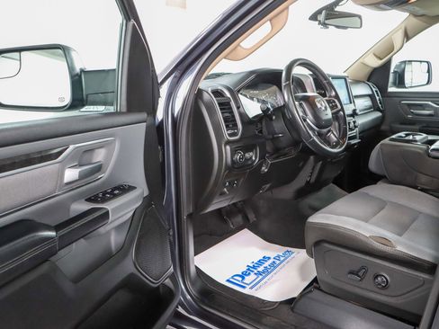 Used 2019 RAM 1500 Big Horn image 3