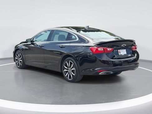 Used 2025 Chevrolet Malibu RS FWD image 5