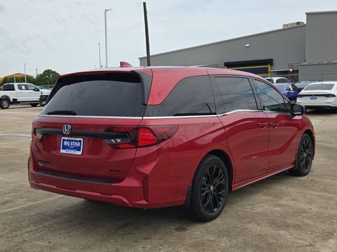 Used 2026 Honda Odyssey Sport-L image 3
