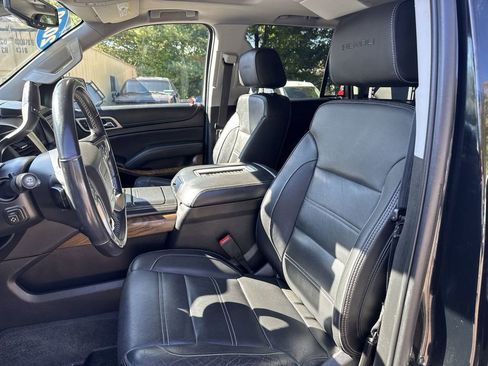 Used 2020 GMC Yukon Denali w/ Denali Ultimate Package image 11