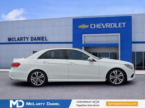 Used 2016 Mercedes-Benz E 350 Sedan image 6
