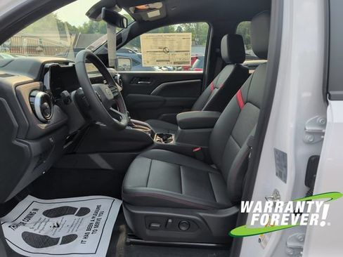 New 2026 Chevrolet Colorado Z71 w/ Technology Package AWD/4WD image 13