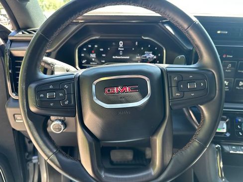 Used 2025 GMC Sierra 1500 AT4 w/ AT4 Preferred Package AWD/4WD image 29