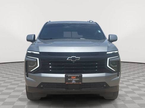 Used 2025 Chevrolet Tahoe RST w/ Comfort Package AWD/4WD image 2