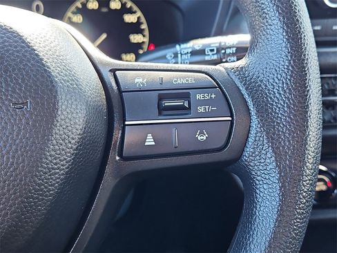 Certified 2025 Honda HR-V LX image 20