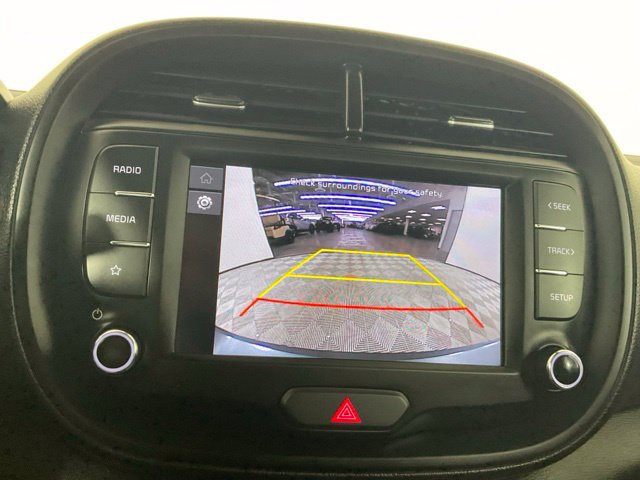 Used 2025 Kia Soul LX w/ LX Technology Package FWD image 24
