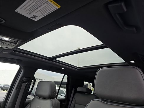 Certified 2024 GMC Yukon Denali image 24