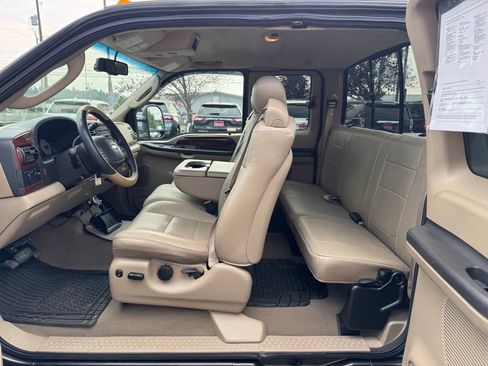 Used 2007 Ford F350 4x4 SuperCab DRW Super Duty image 13