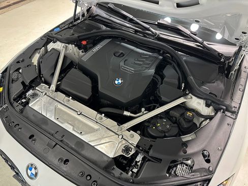 Used 2022 BMW 430i xDrive Coupe w/ M Sport Package image 4