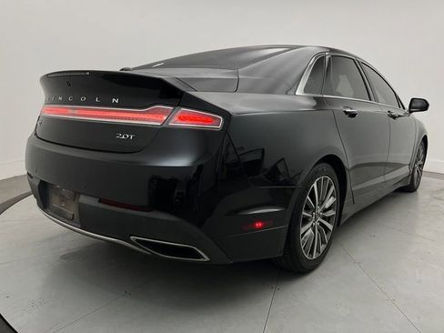 Used 2020 Lincoln MKZ image 10