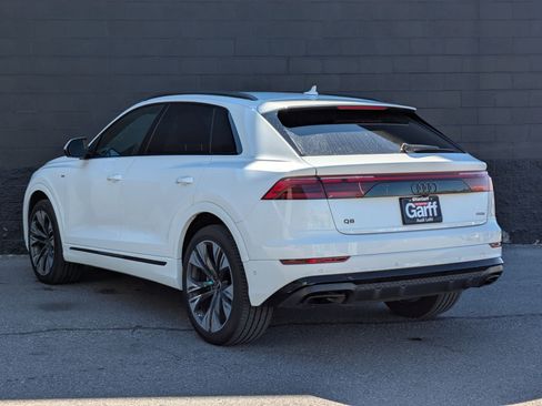 Certified 2025 Audi Q8 Premium Plus w/ Premium Plus Package image 8