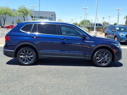 Certified 2023 Volkswagen Tiguan SE FWD image 8