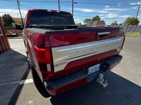 Used 2018 Ford F150 Platinum w/ Equipment Group 701A Luxury AWD/4WD image 8