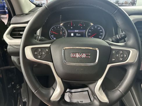 Used 2023 GMC Acadia SLT AWD/4WD image 14