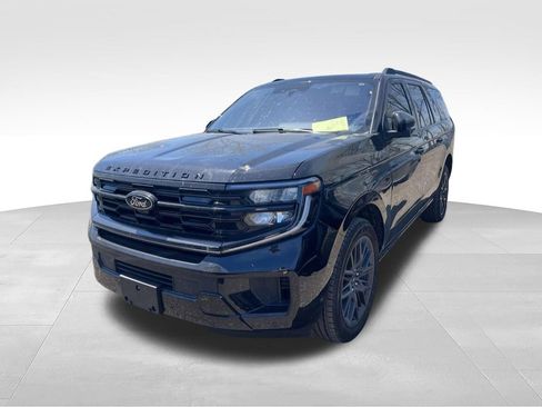 Used 2025 Ford Expedition Max Platinum w/ Stealth Performance Package AWD/4WD image 2