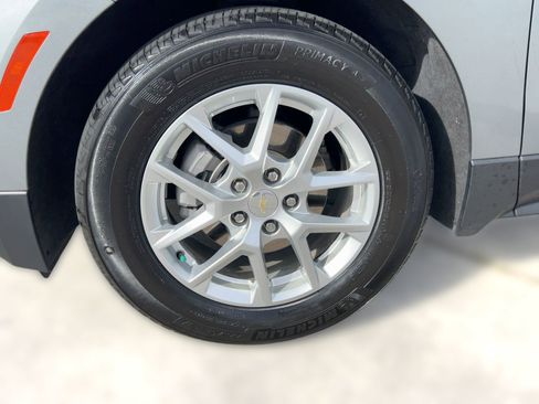 Certified 2024 Chevrolet Equinox LT image 12