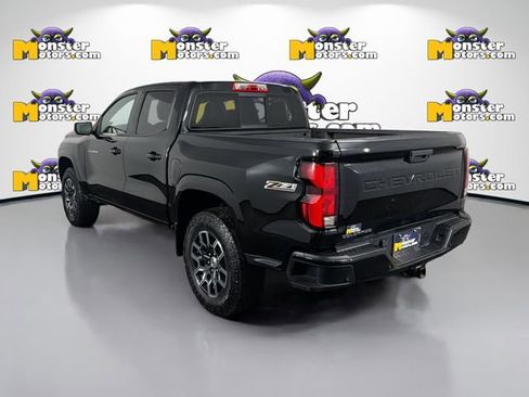 Used 2024 Chevrolet Colorado Z71 w/ Z71 Convenience Package 2 AWD/4WD image 7