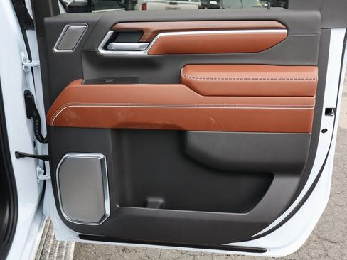 New 2026 GMC Sierra 3500 Denali Ultimate AWD/4WD image 24