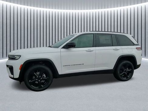 New 2026 Jeep Grand Cherokee Limited w/ Limited Altitude Package image 20
