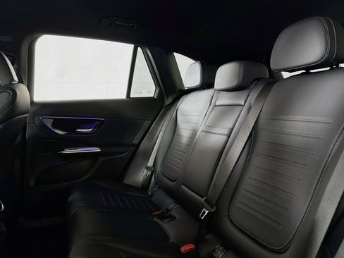 Certified 2025 Mercedes-Benz GLC 350e 4MATIC image 9