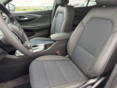 New 2026 Buick Envista Preferred FWD image 15
