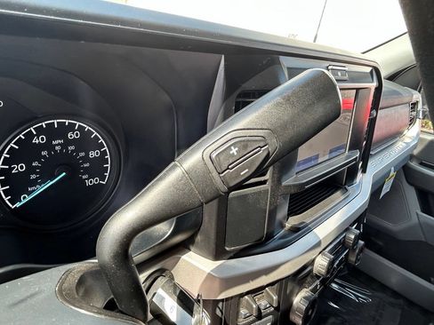 Used 2025 Ford F250 XLT AWD/4WD image 14