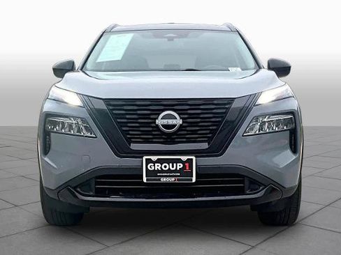 Certified 2023 Nissan Rogue SV w/ SV Premium B Package FWD image 4