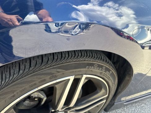 Used 2017 Honda Accord Sport image 9