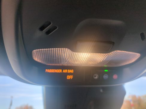 Used 2026 Chevrolet Trax RS image 22