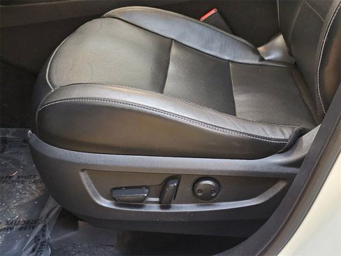 Used 2019 INFINITI QX50 Essential w/ Cargo Package image 25