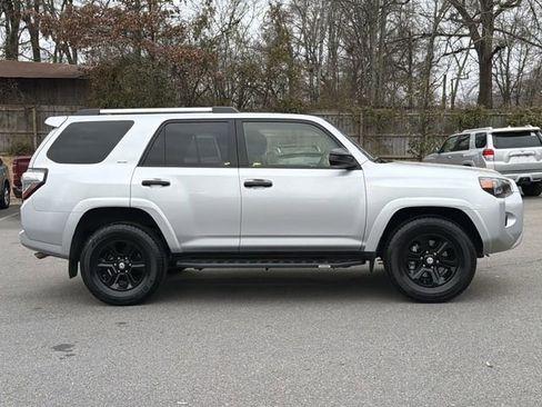 Used 2024 Toyota 4Runner SR5 image 2
