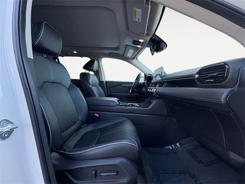 Used 2024 Honda Pilot Elite image 14